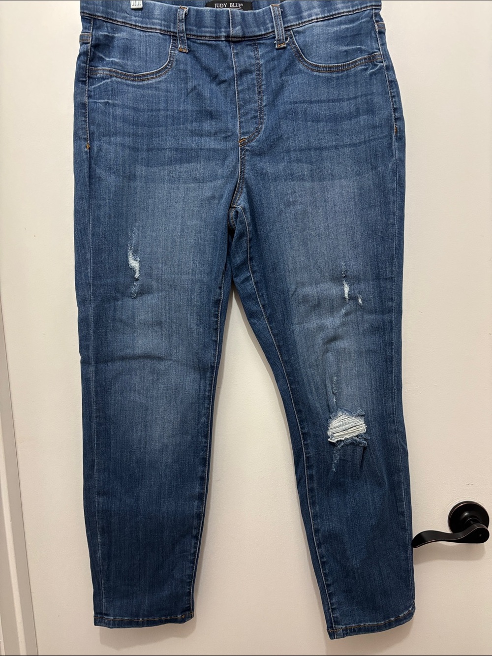 Boyfriend FitJudy Blue Women's Distressed Skinny Jeans in Medium Blue Wash 13/31